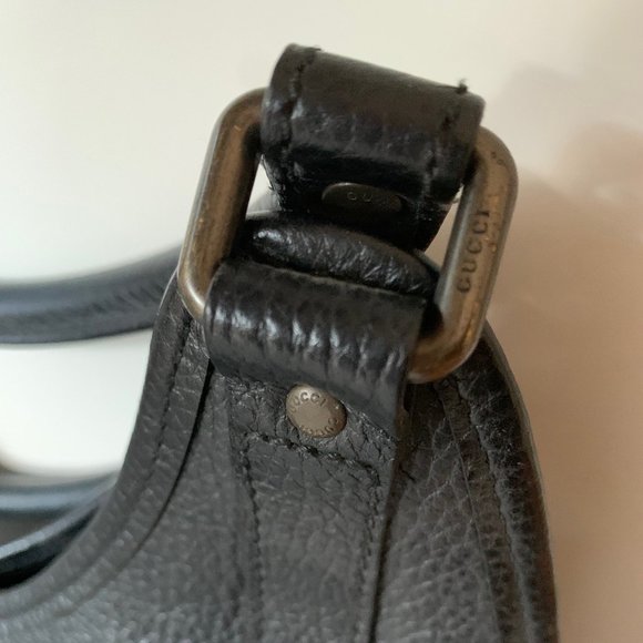 Gucci Black Pebbled Leather Shoulder Bag - Picture 2 of 11